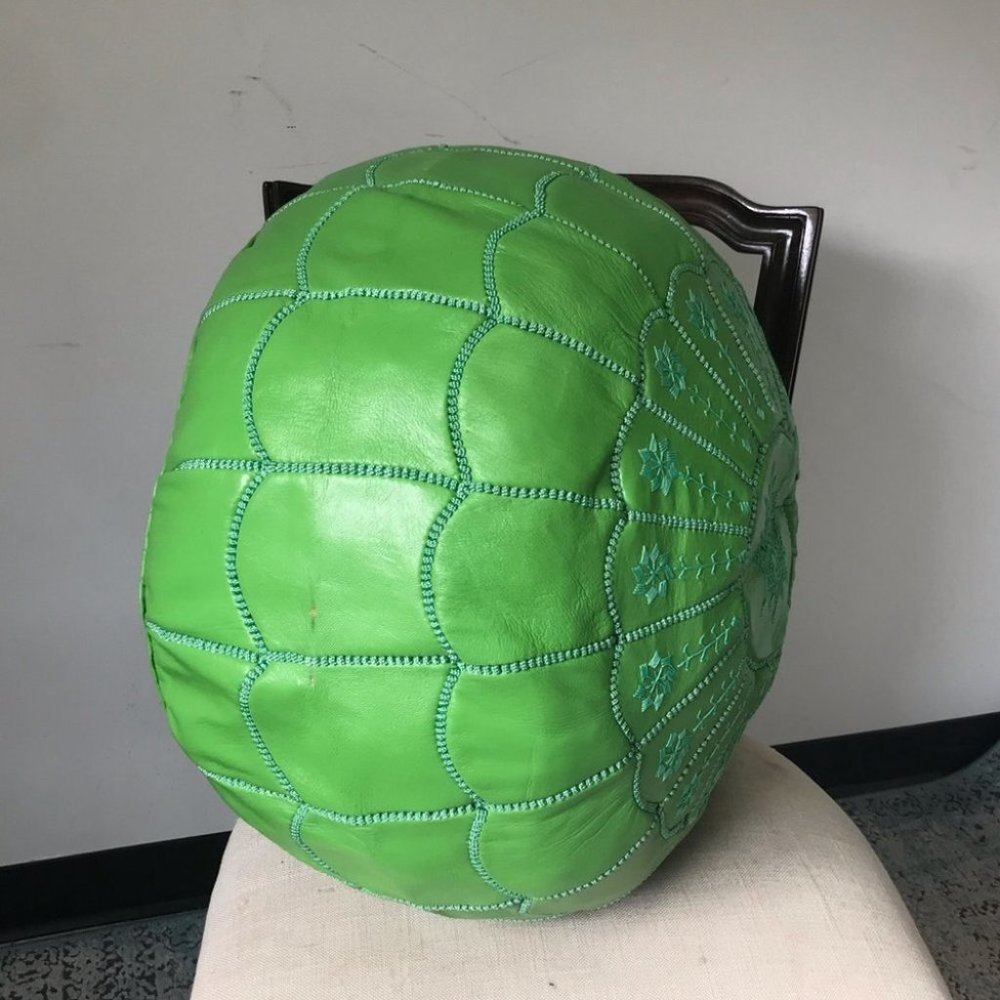 Green x large embroidered Moroccan handmade pouf - Picture 10 of 14